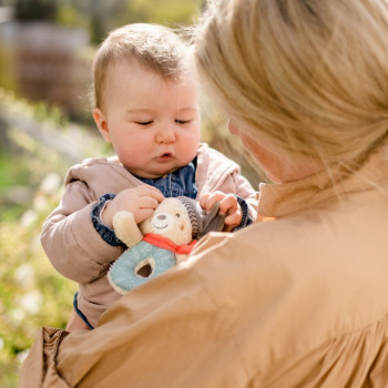 Soft ring rattle bear