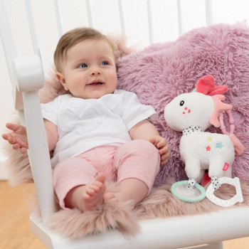 Activity unicorn with ring