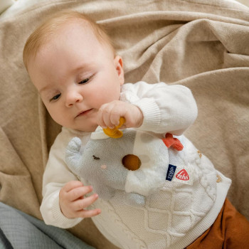 Soft ring rattle elephant